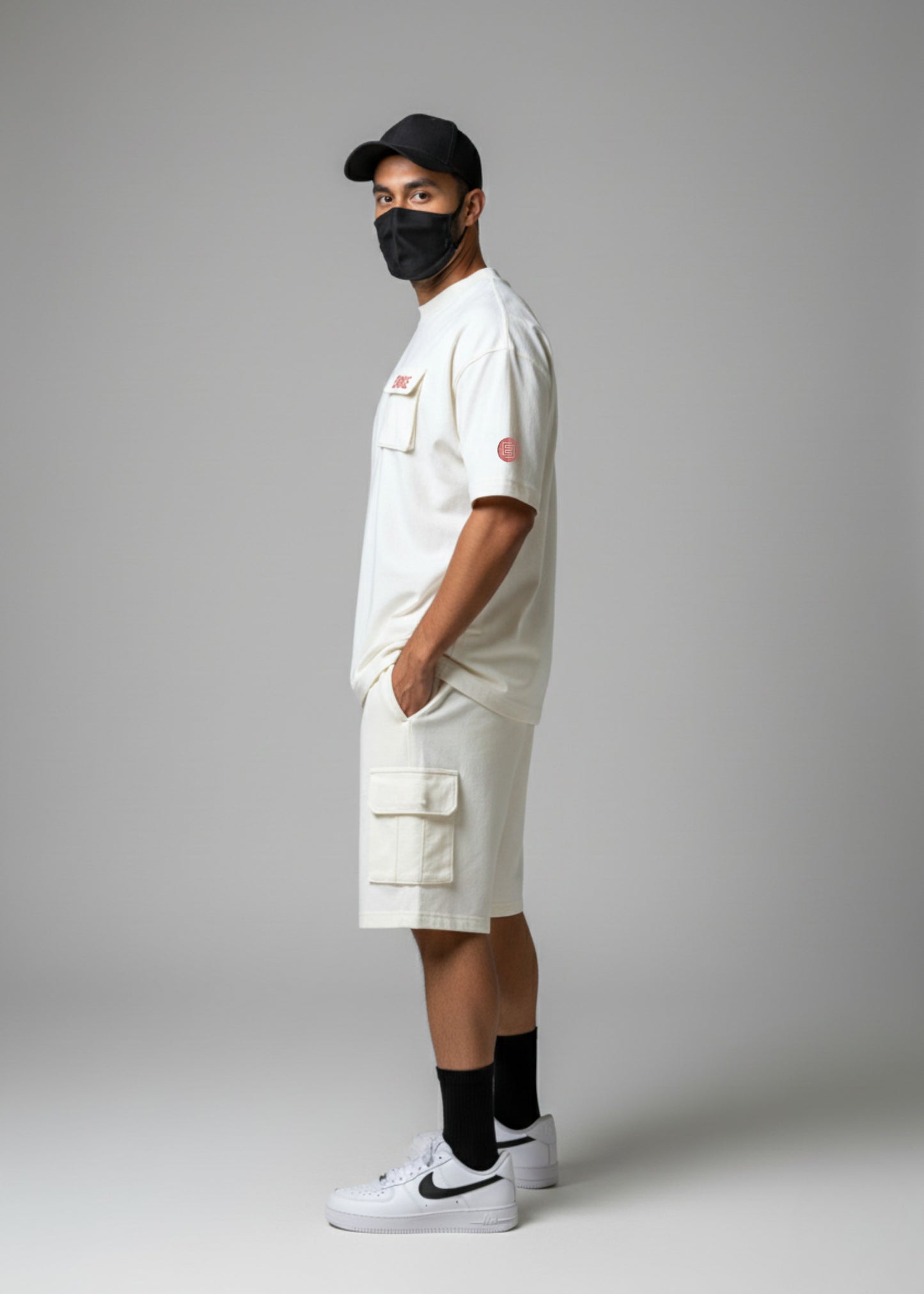 CARGO SHORTS - WHITE