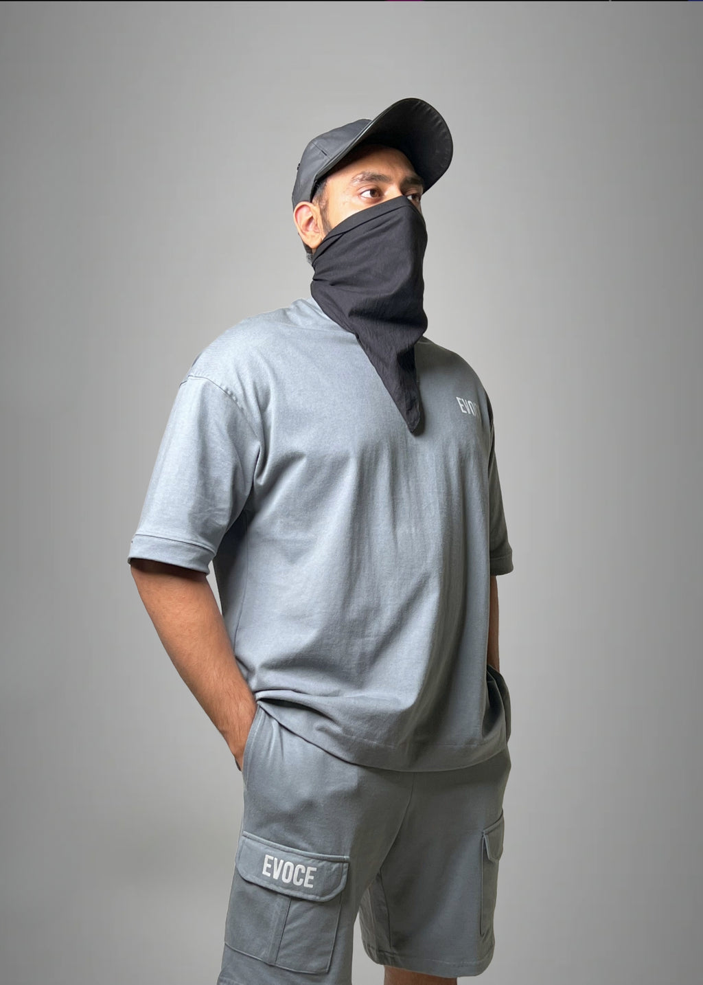 CARGO SHORTS - GREY