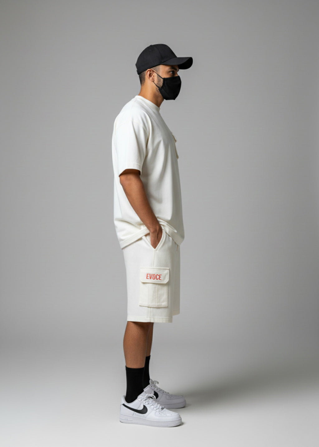CARGO SHORTS - WHITE