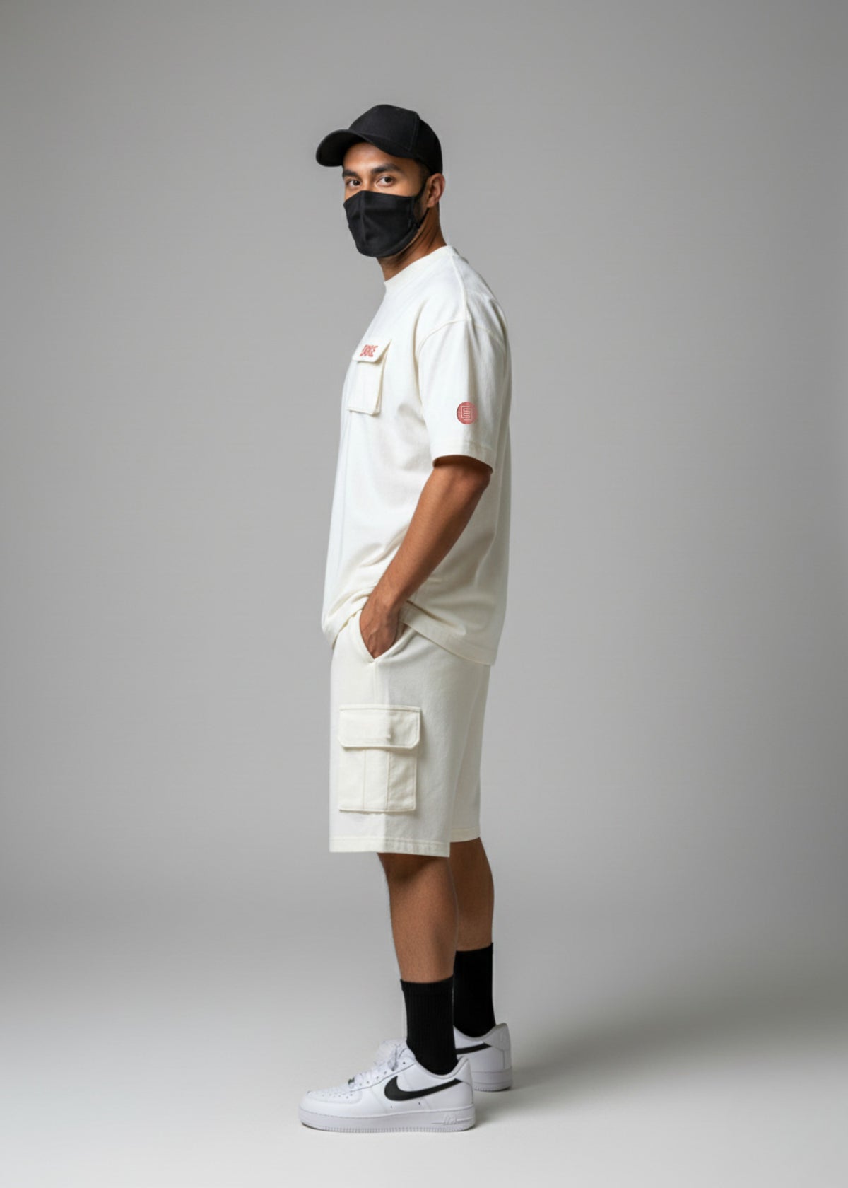 CARGO SHORTS - WHITE
